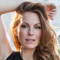 Megan Strand Nue