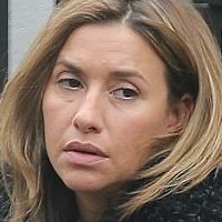 Melanie Blatt Nue