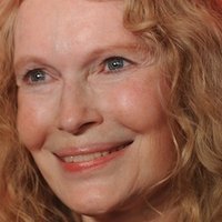Mia Farrow Nue