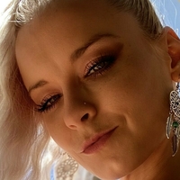 Mia Julia VIP Nue