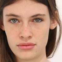 Mia Quinn Nue