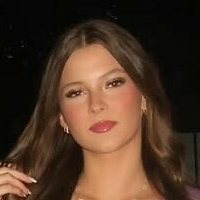 Mia Torrence Nue