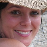 Michelle Latimer Nue