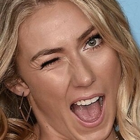 Mikaela Shiffrin Nue