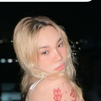 Milk Reeni Nue