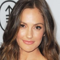 Minka Kelly Nue