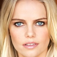 Mircea Monroe Nue