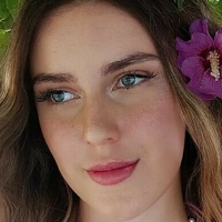 Miriam Stoifl Nue