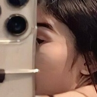 moji669 Nue