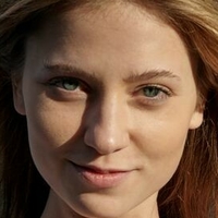 Molli Nue