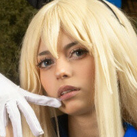 momfangs Nue