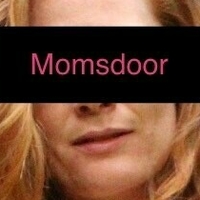 momsdoor Nue