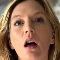 Mona Wales Nue