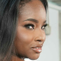 Naomi Fox Nue