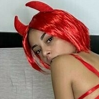 Naomi Vignomi Nue
