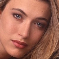 Natacha Lindinger Nue