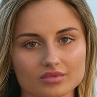 Natalie Rolfs Nue