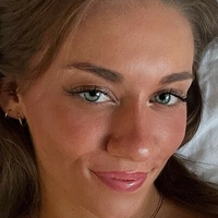 Natascha Sophie Nue