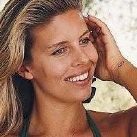 Natasha Oakley Nue