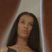 nellymodel Nue
