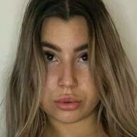 Nicole Curtiss Nue