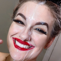 Nika Howard Nue