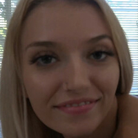 Niki Snow Nue