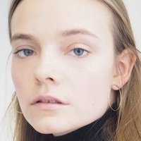 Nimue Smit Nue