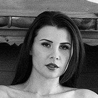 Olga Kaminska Nue