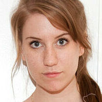 Olivia Pelton Nue
