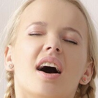 Oliviagrace Nue