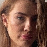 Oonagh C Nue