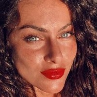 Paola Turani Nue