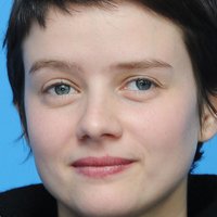 Pauline Etienne Nue