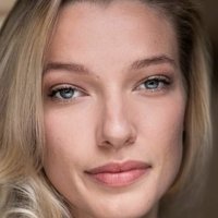 Phoebe McKellar Nue