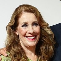 Phyllis Logan Nue