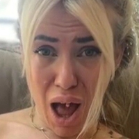 Pia July Nue