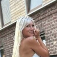 Pia.sti Nue
