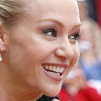 Portia de Rossi Nue