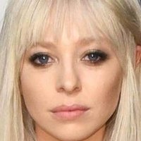 Portia Doubleday Nue