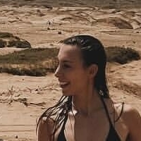 Rebecca Looschelders Nue