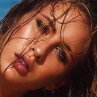 Renee Somerfield Nue