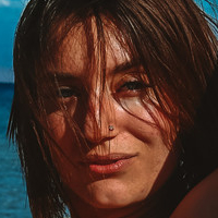 Rhea Azora Nue