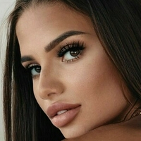 Roberta Maria Nue