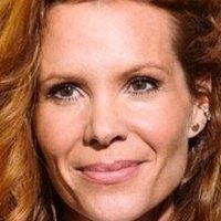 Robyn Lively Nue