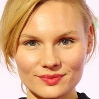 Rosalie Thomass Nue