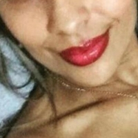 Rose Miranda Nue