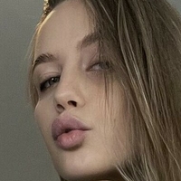 Roxana Vashington Nue