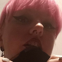 roxxsaurus Nue