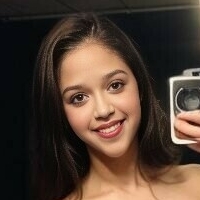 Ruth Righi Nue